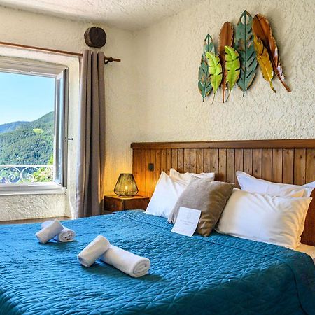 Auberge Lo Robur 厄乌 外观 照片